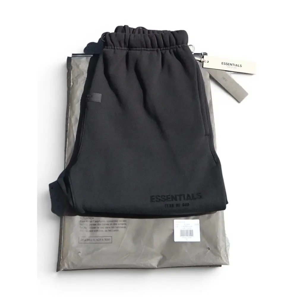 NWT Fear of God Essentials Shorts Black SMALL